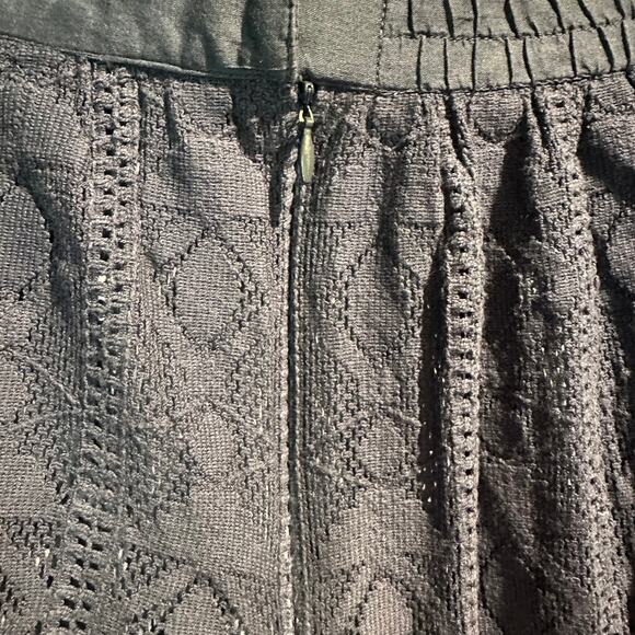 Boho Coldwater Creek Navy Lace A-Line Skirt Lined Size 4 Petite Knee Length - Picture 8 of 8